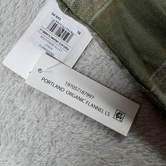 Hurley Portland Organic Flannel Shirt Mens XL Multi Striped Pleated Button Up - Picture 7 of 8